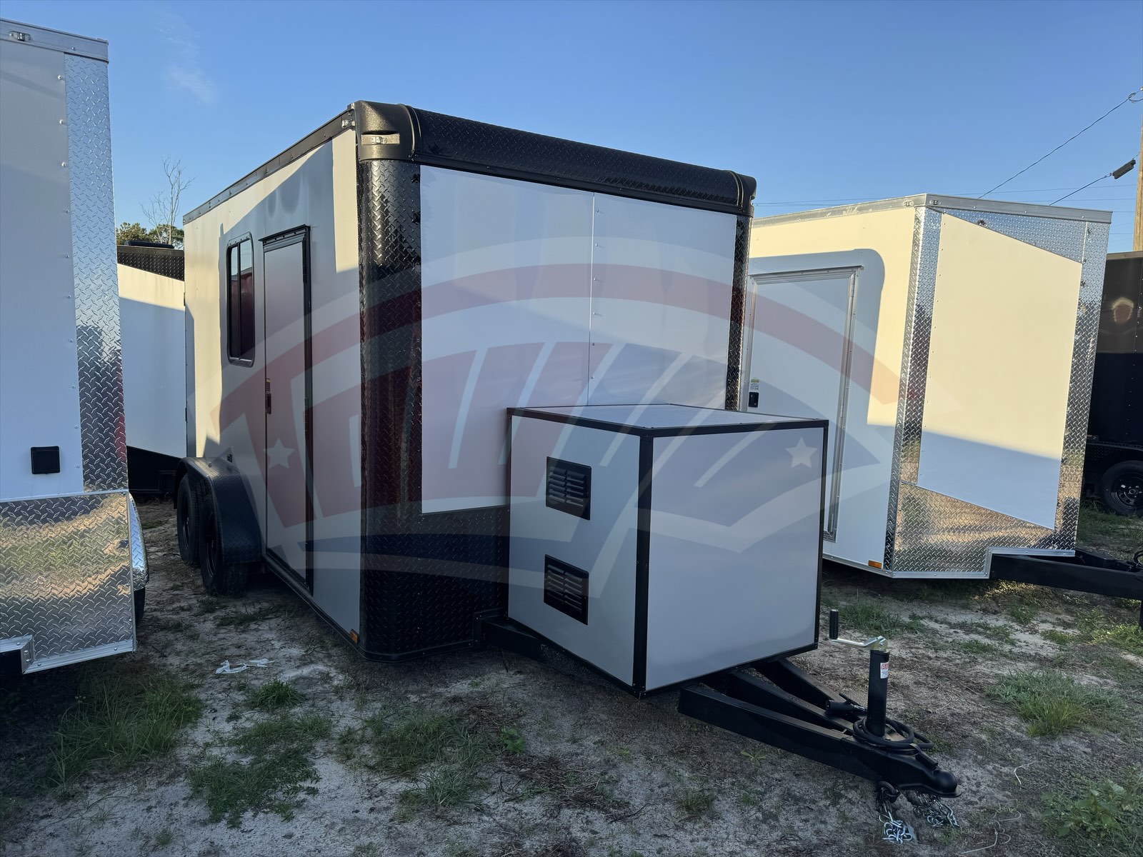 5052306-HLDG image 1