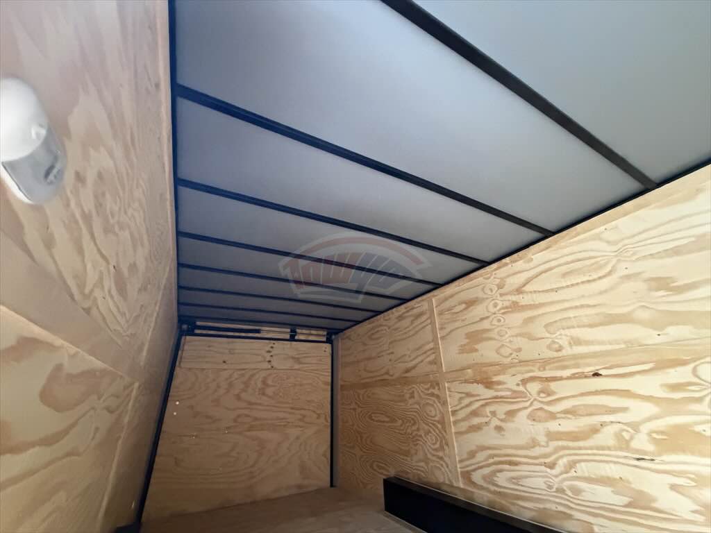 4M9BE2027TS142678 image 8